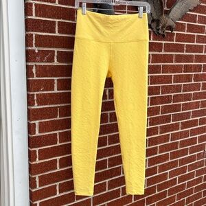 -Calia “Golden Wheat” Yellow Yoga Leggings 7/8 Floral Jacquard High-Rise Medium